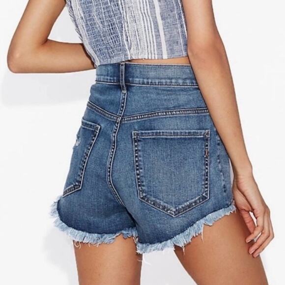 Express Shortie Extreme High Rise Embellished Star Denim Cutoff Shorts Size 8 - Picture 7 of 12